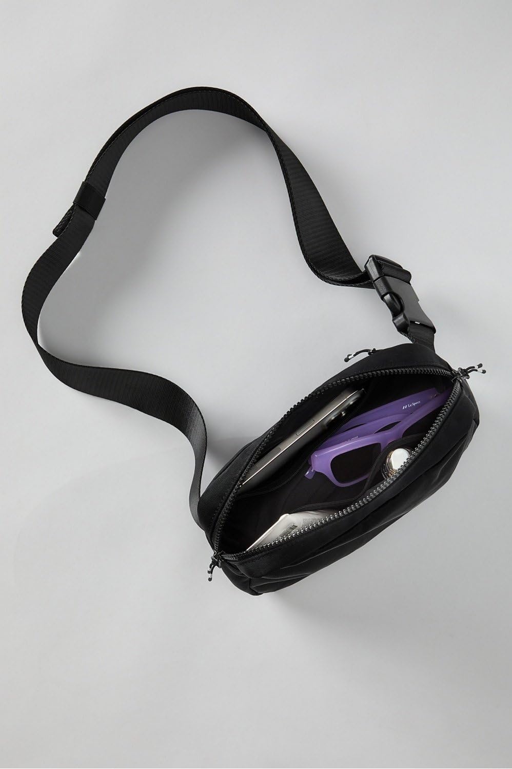 image:imageFabletics The Big Belt Bag Quick Dry Zip Pockets Hidden Pockets Reflective Black OSBlack