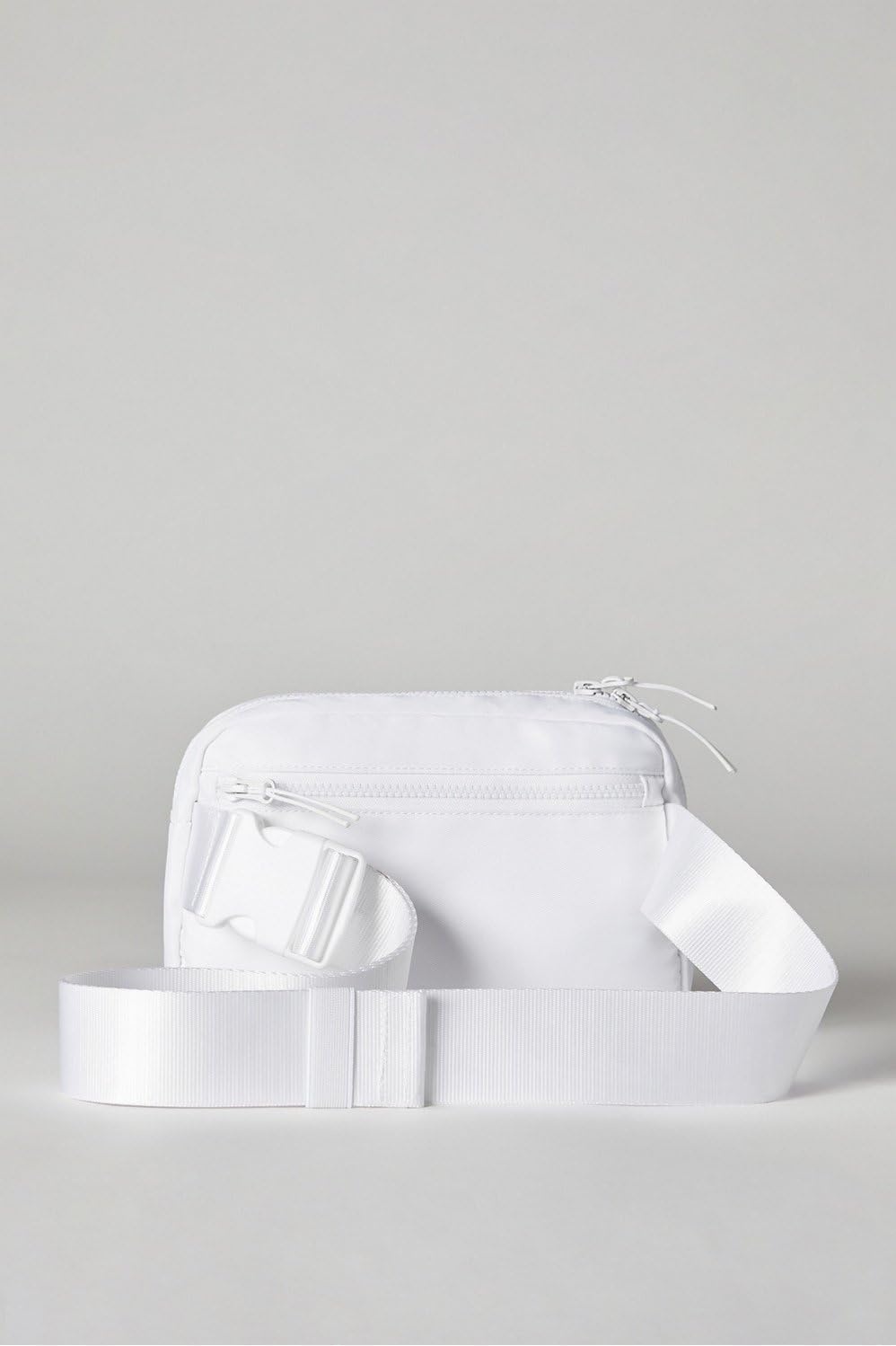 image:imageFabletics The Big Belt Bag Quick Dry Zip Pockets Hidden Pockets Reflective Black OSClassic White
