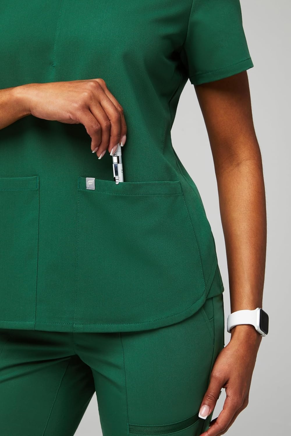 image:imageFabletics Womens Method 2Pocket Scrub Top MotionTech 4Way Stretch WrinkleResist AntiShrinkHunter Green
