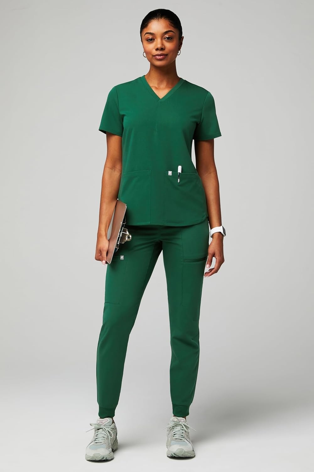 image:imageFabletics Womens Method 2Pocket Scrub Top MotionTech 4Way Stretch WrinkleResist AntiShrinkHunter Green