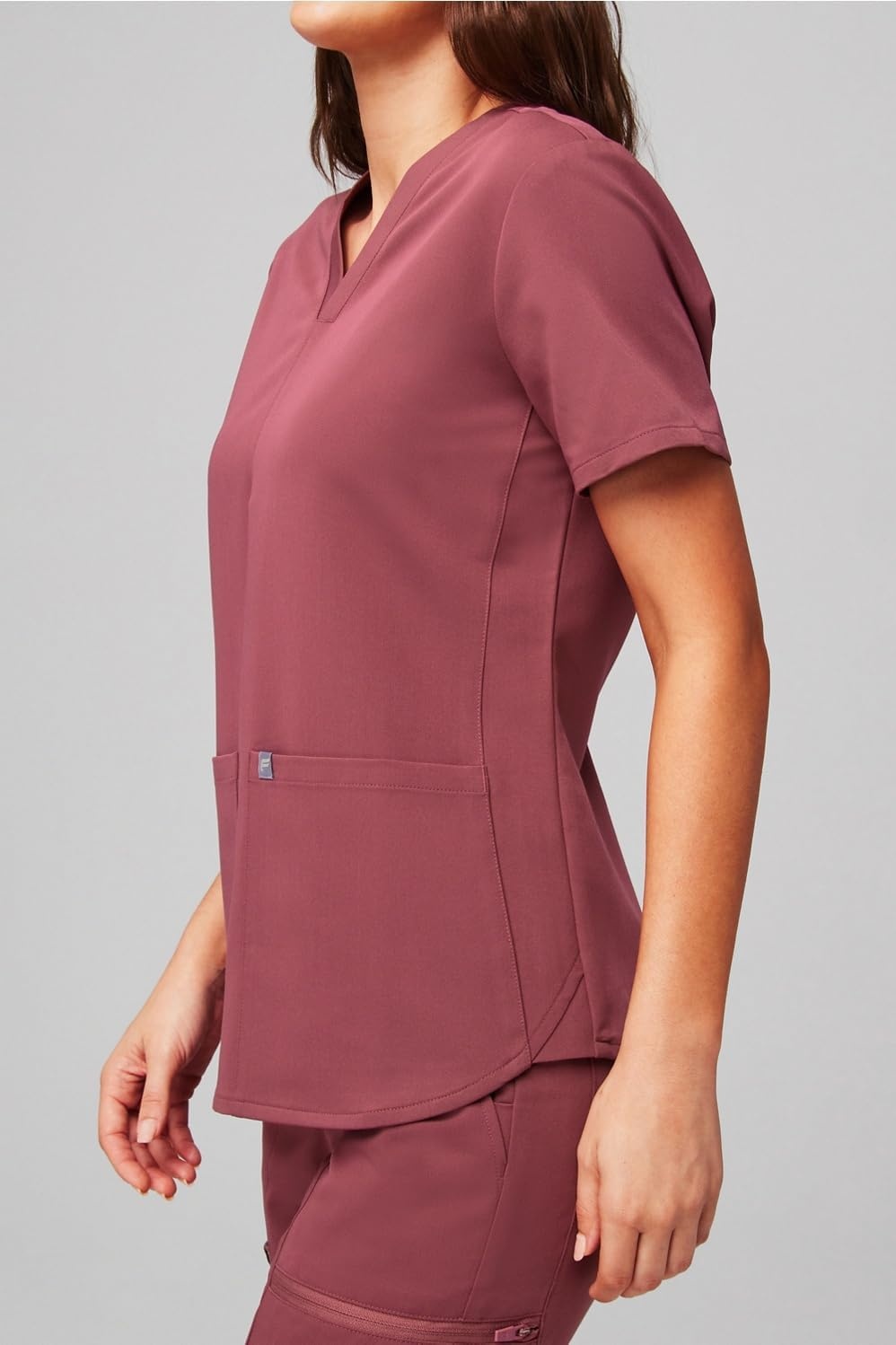 image:imageFabletics Womens Method 2Pocket Scrub Top MotionTech 4Way Stretch WrinkleResist AntiShrinkMoonlight Mauve
