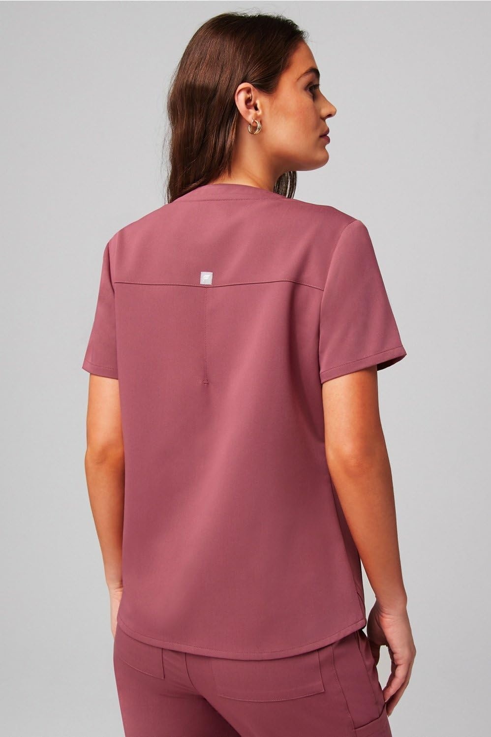 image:imageFabletics Womens Method 2Pocket Scrub Top MotionTech 4Way Stretch WrinkleResist AntiShrinkMoonlight Mauve