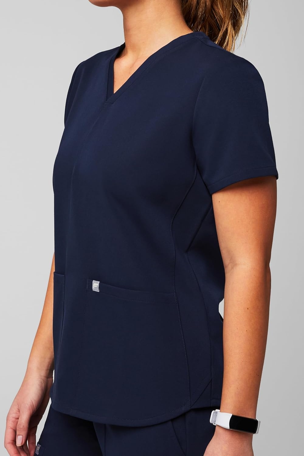 image:imageFabletics Womens Method 2Pocket Scrub Top MotionTech 4Way Stretch WrinkleResist AntiShrinkNavy
