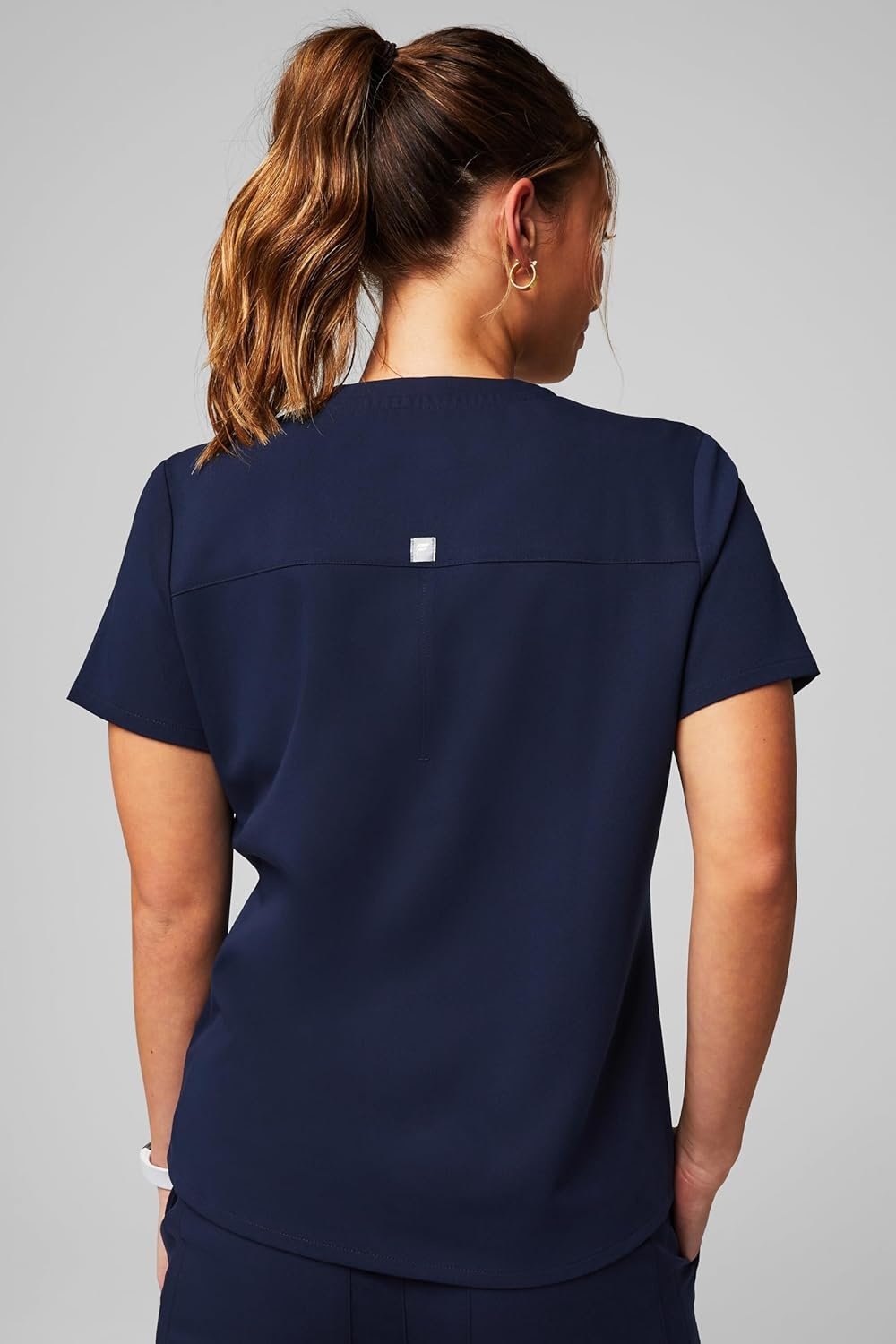 image:imageFabletics Womens Method 2Pocket Scrub Top MotionTech 4Way Stretch WrinkleResist AntiShrinkNavy