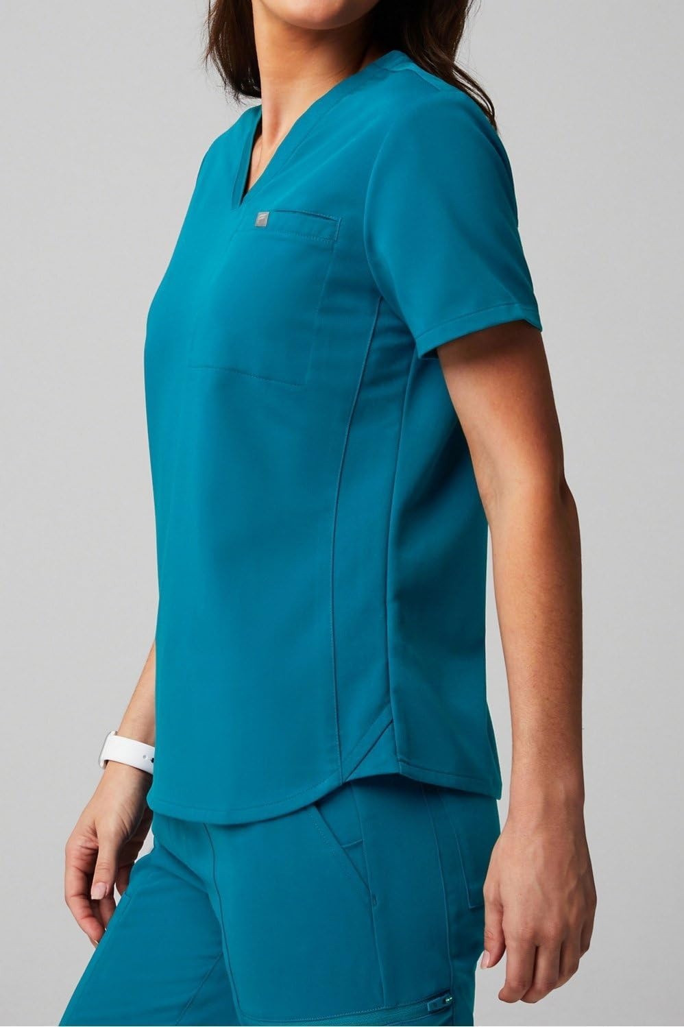image:imageFabletics Womens Vital 1Pocket Scrub Top MotionTech WrinkleResist Chest Pocket AntiShrink SemiSlim FitCaribbean Blue
