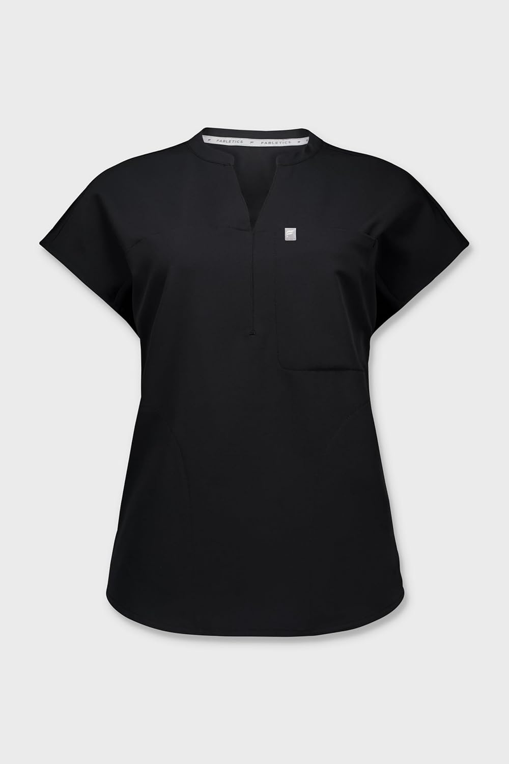 image:imageFabletics Womens Evolve 3Pocket Scrub Top with an Oversized Fit MotionTech 4Way Stretch WrinkleResist AntiShrinkBlack