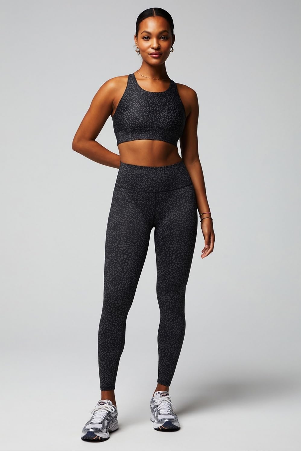 image:imageFabletics Womens NoBounce Sports Bra Workout Yoga Athletic Fitness Gym UPF Protection 4Way StretchBlack Spotted Animal