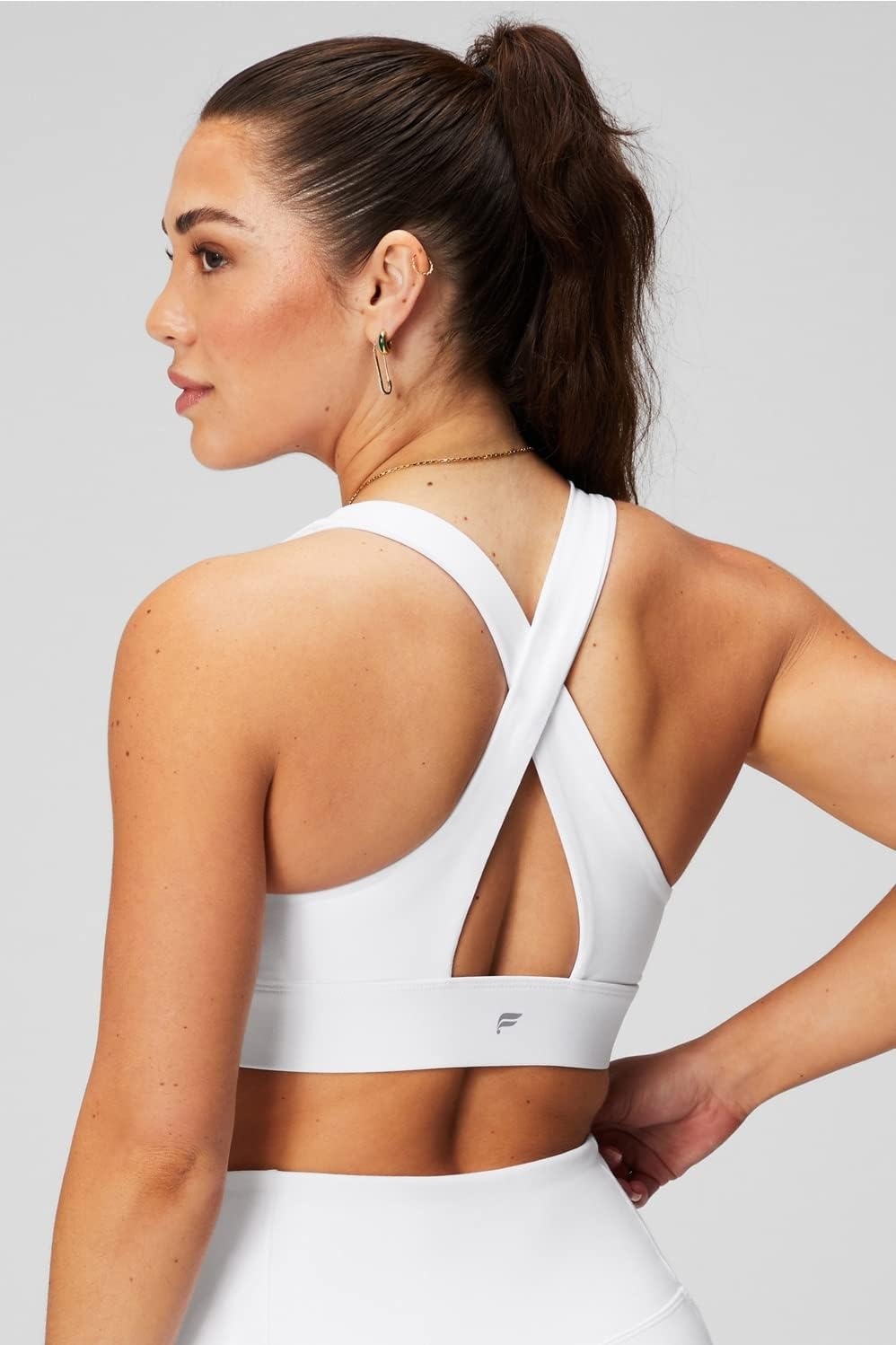 image:imageFabletics Womens Oasis Twist Sports Bra Workout Yoga Athletic FitnessClassic White